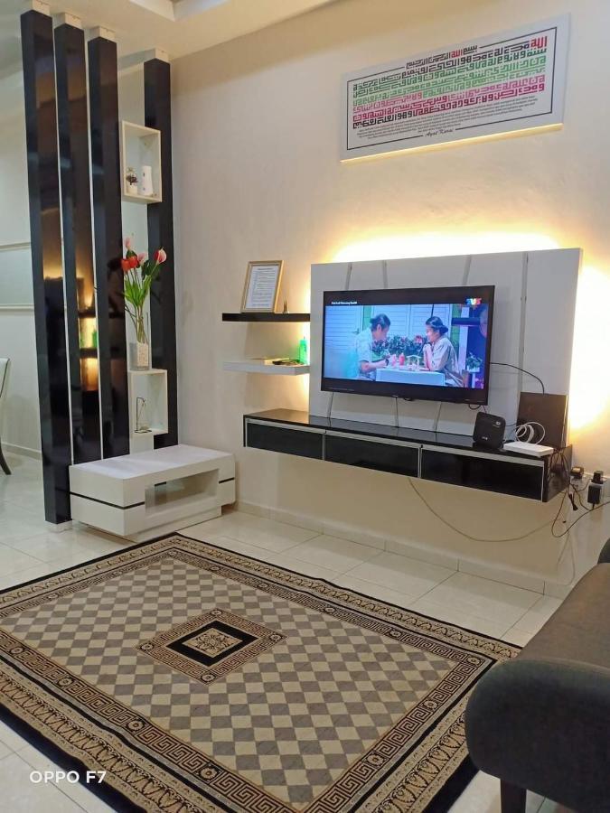 Melissa Homestay Merlimau ภายนอก รูปภาพ